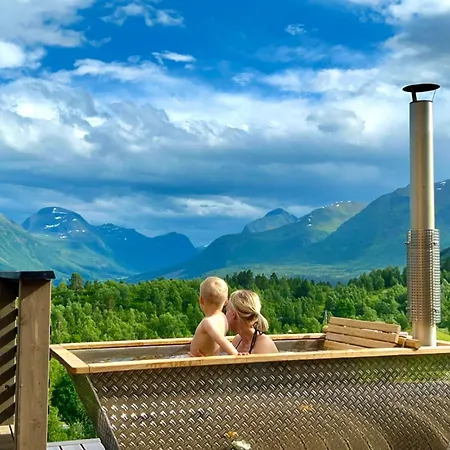Holiday home Dream Mivo X - Mountain Views And Idyllic Location At Strandafjellet Stranda (More og Romsdal)