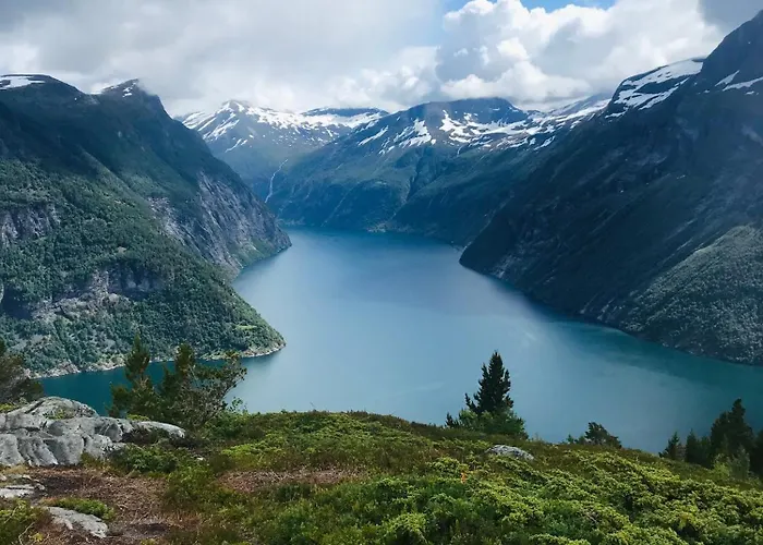 Dream Mivo X - Mountain Views And Idyllic Location At Strandafjellet * Stranda (More og Romsdal)